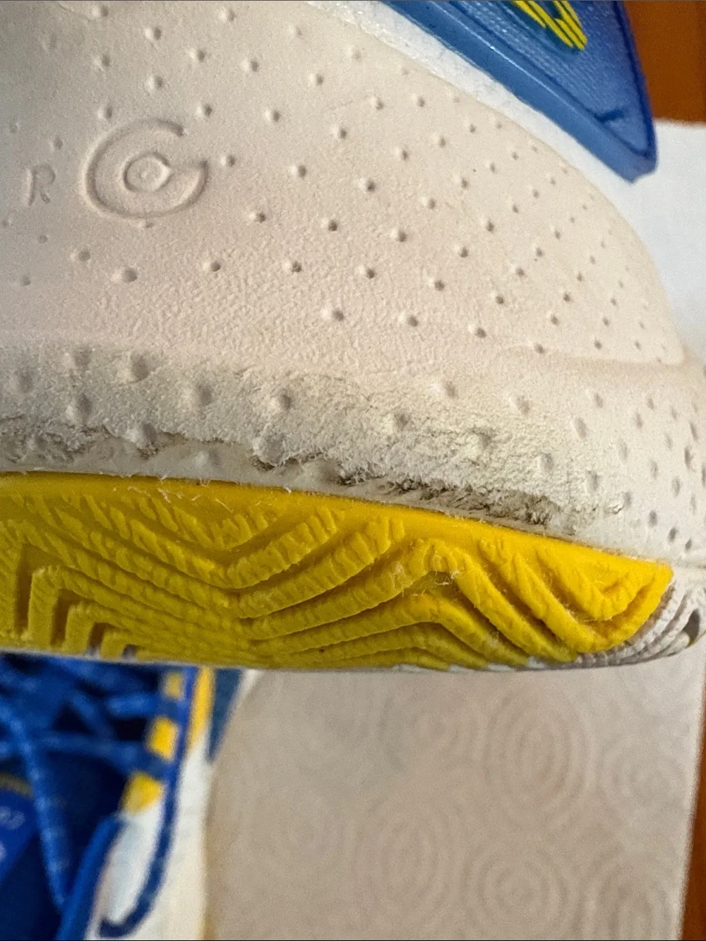 Under Armour Curry Blue and Yellow Kids Sneakers - Athletic Trainers Size 6.5Y